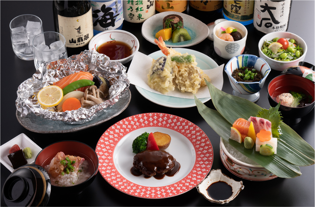 ●日王プレミアム会席　お品書き　先付／豆腐・うに・いくら　造り／刺身３種（鯛・ヒラス・サーモン）　焼き物／牛厚切りステーキ・季節の野菜　変り鉢／米茄子田楽　揚げ物／白身魚・季節の野菜　台の物／ざるうどん・豚のカリカリ揚げ　蒸し物／茶碗蒸し　酢の物／蛸・海老　御飯・漬物・汁物　デザート